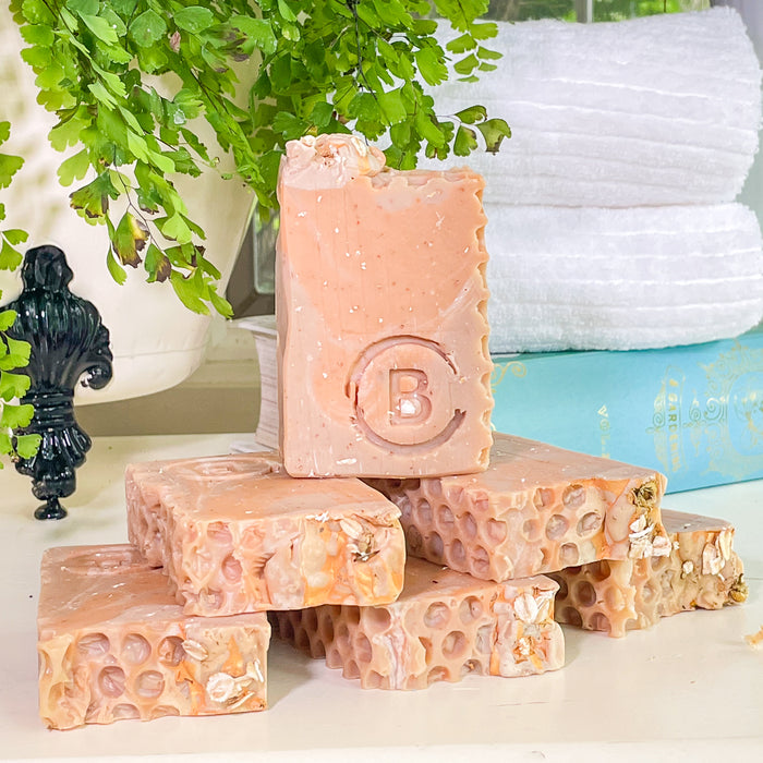 Artisan Shea Butter & Coconut Cream Soap - Oatmeal Milk & Honey