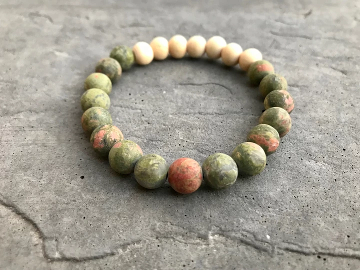 BE PRESENT Unakite Diffuser Bracelet